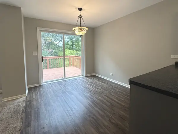 951 Irving AVE, Woodstock, IL 60098