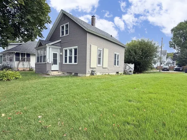 1125 37th ST, Rock Island, IL 61201