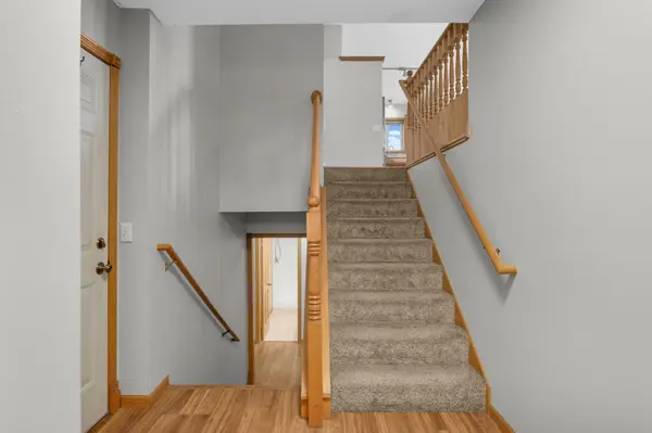 2306 Maple LN, Buffalo, MN 55313