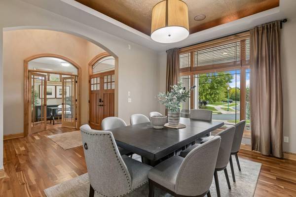 9951 Vagabond CT N, Maple Grove, MN 55311