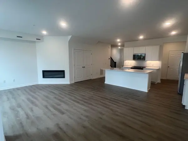 22136 Harvest AVE, Rogers, MN 55374