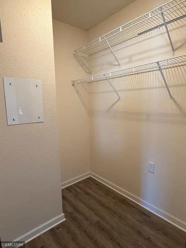 12 6th ST NE #225, Osseo, MN 55369
