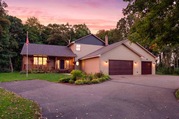 25644 Goodwin RD, Wyoming, MN 55092