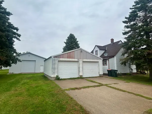 9304 3rd ST, New Auburn, MN 55366