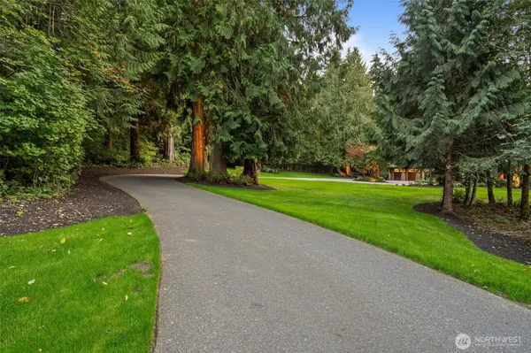 24950 SE Old Black Nugget RD, Issaquah, WA 98029