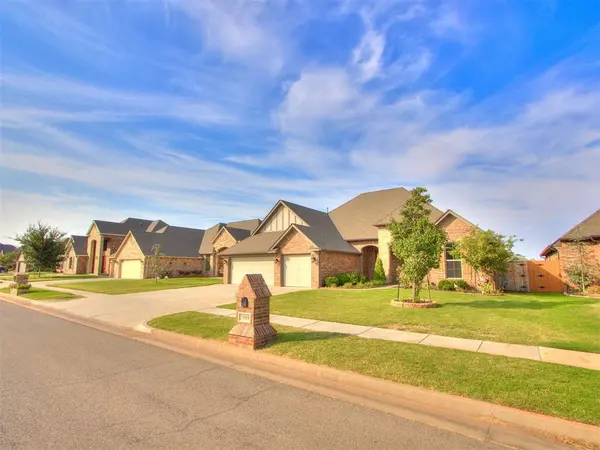 3909 Carmona Lakes DR, Oklahoma City, OK 73160