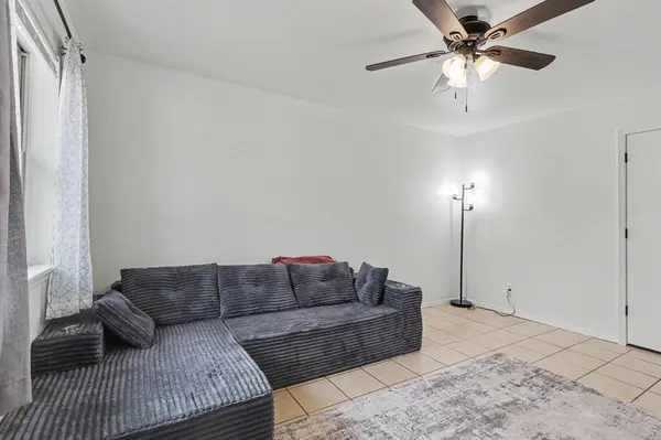 116 N McKenzie ST #116 + 118, Weatherford, OK 73096