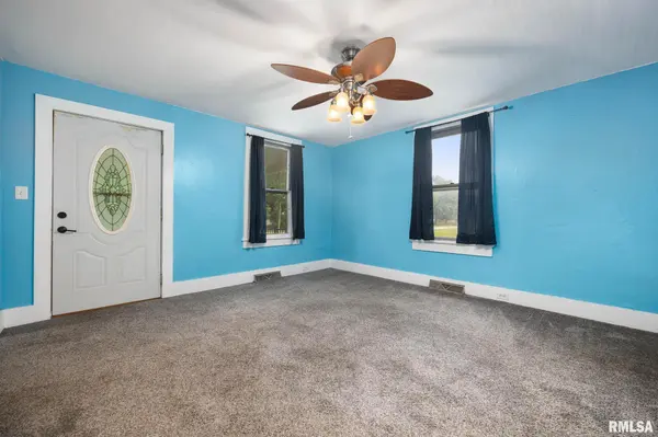 210 W WILLIAMS ST, Wyoming, IL 61491