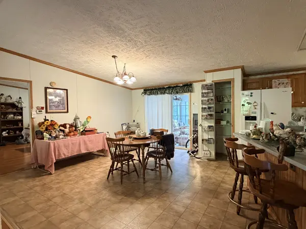 561 Mans Hollow Rd, Kingston, TN 37763