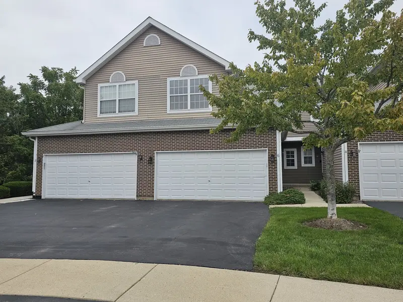 6 Grandview CT, Algonquin, IL 60102