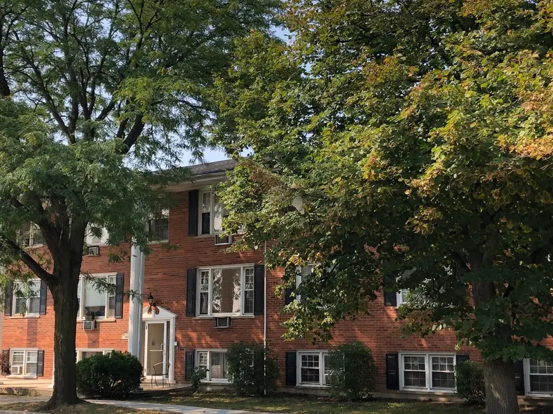 3400 MAPLE AVE #3, Brookfield, IL 60513