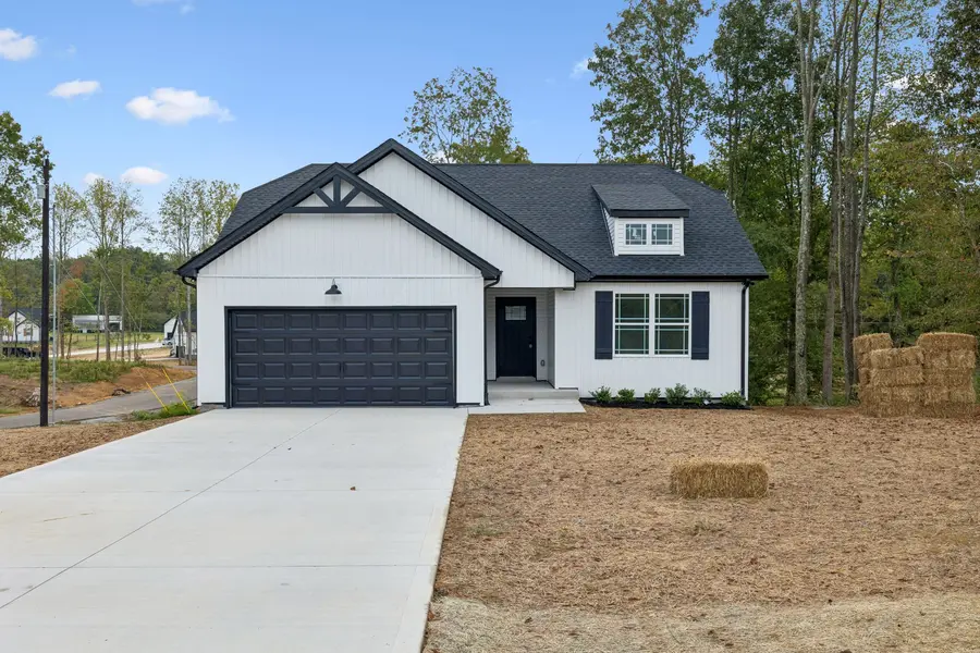 302 Dusty Rd, Dickson, TN 37055