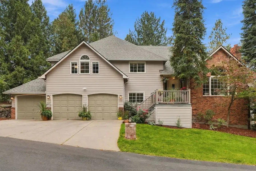 1306 E Sara Ln, Spokane, WA 99223