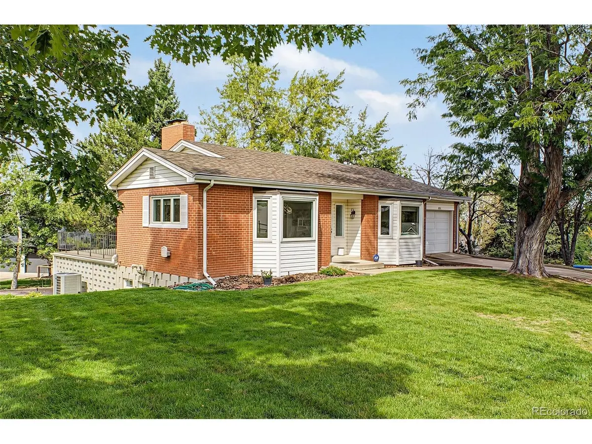 2555 Queen, Denver, CO 80215