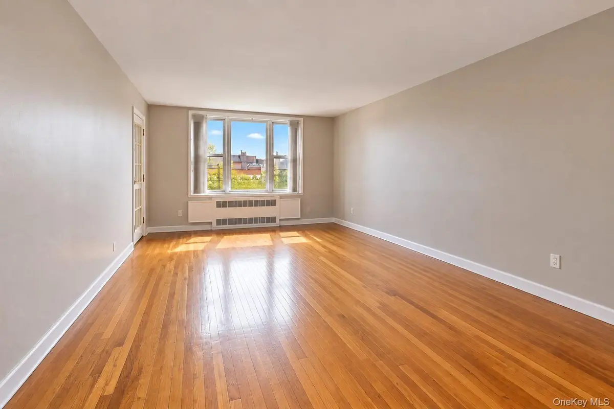 2750 Johnson AVE #6J, Bronx, NY 10463
