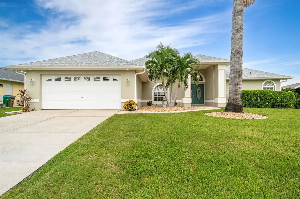 2213 SE 16TH ST, Cape Coral, FL 33990
