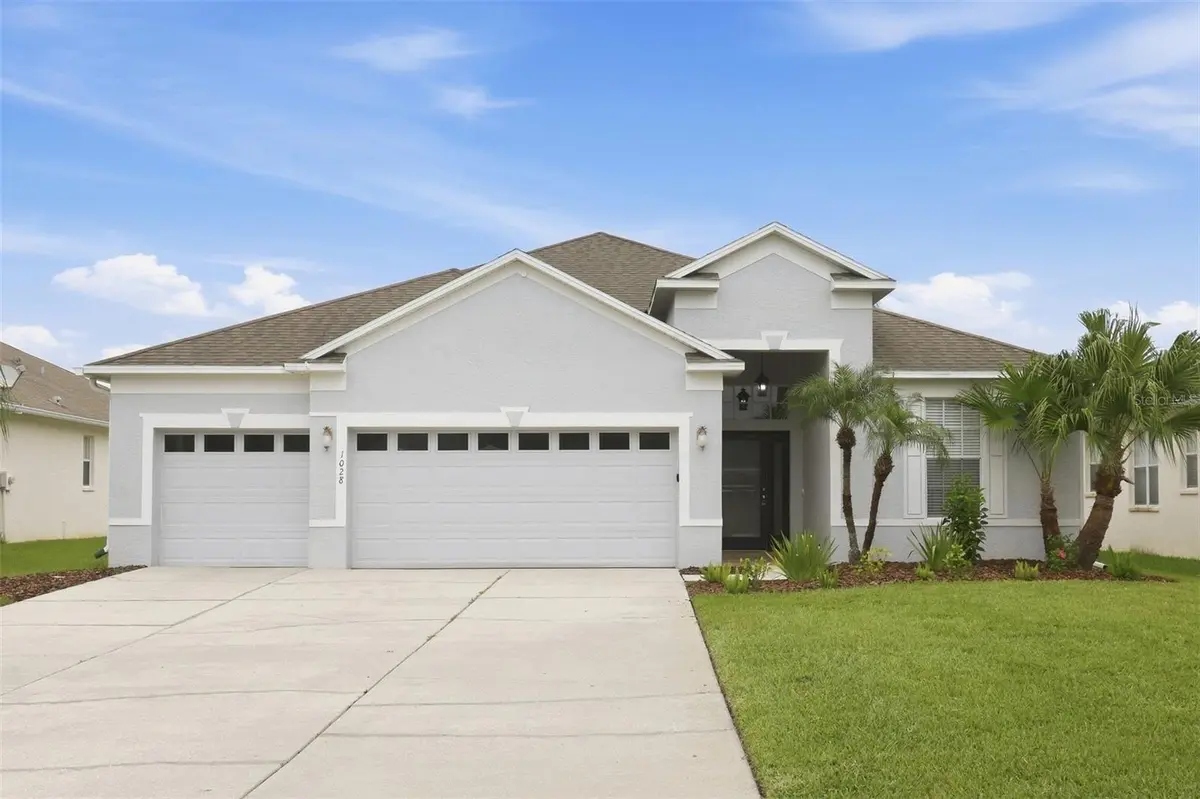 1028 APPIAN PL, Wesley Chapel, FL 33543