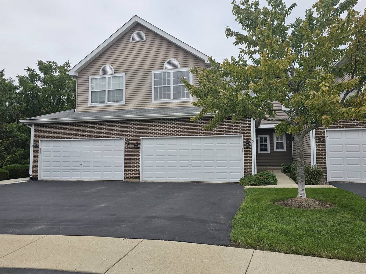 6 Grandview CT, Algonquin, IL 60102