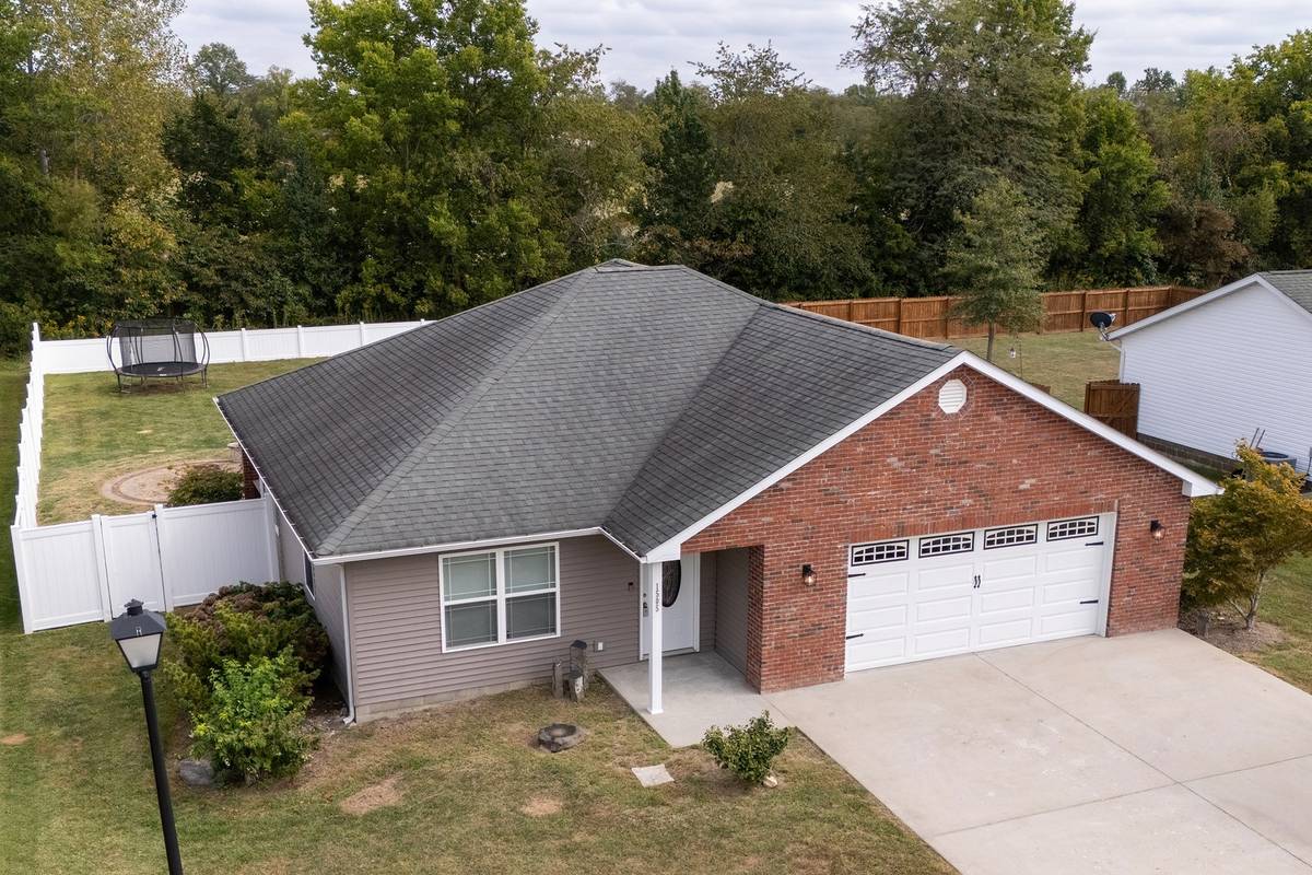 1505 Dew Drop DR, Marion, IL 62959