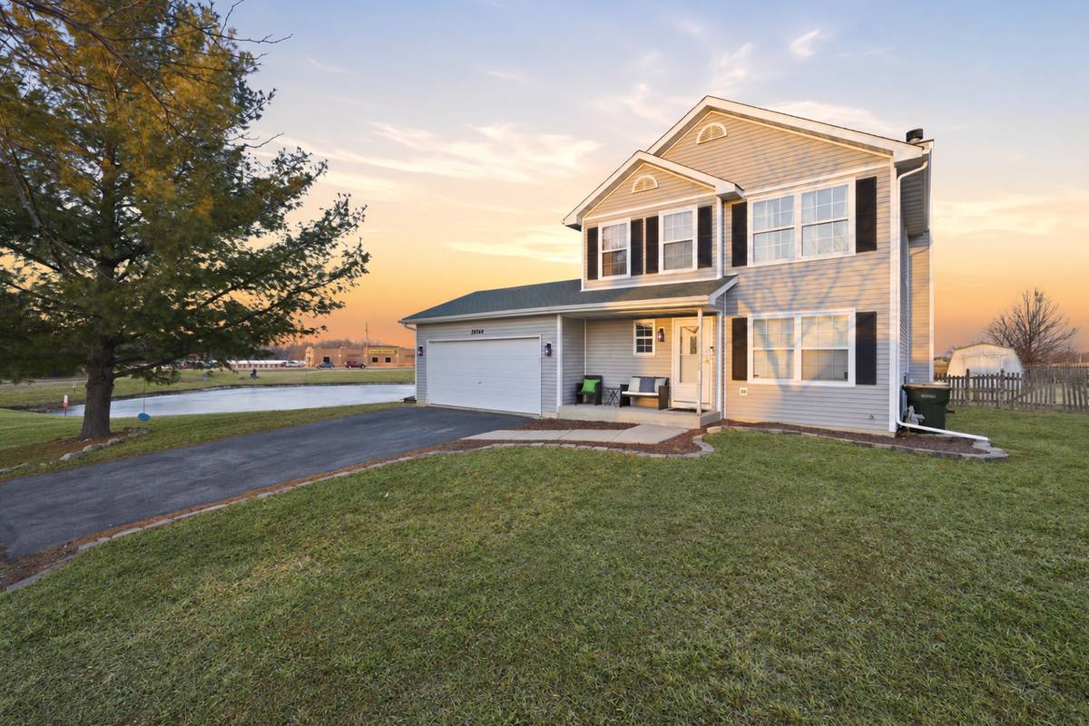 26164 W Tallgrass TRL, Channahon, IL 60410