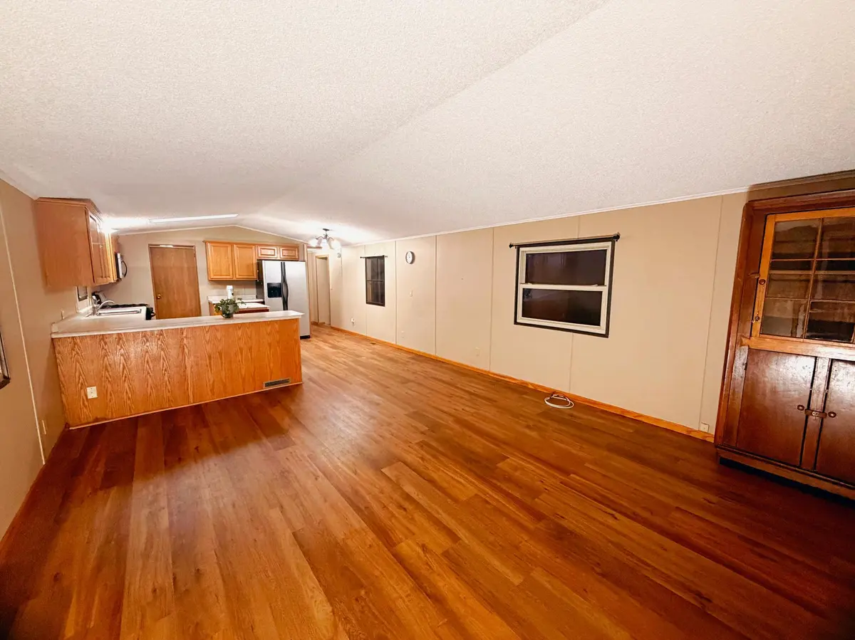 703 30th ST NW, Faribault, MN 55021