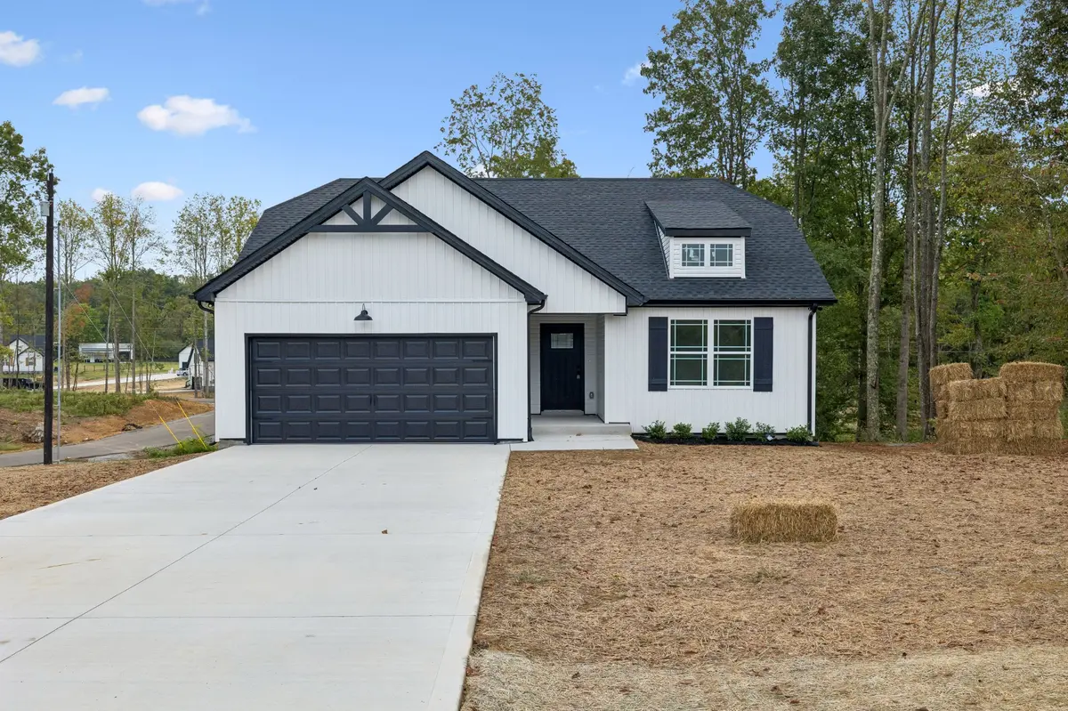 302 Dusty Rd, Dickson, TN 37055