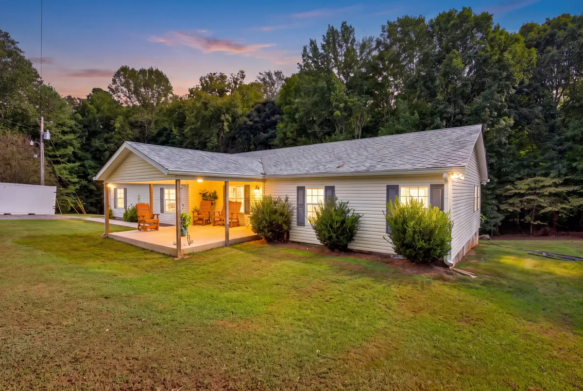 1251 Porter Morris Rd, Chapmansboro, TN 37035