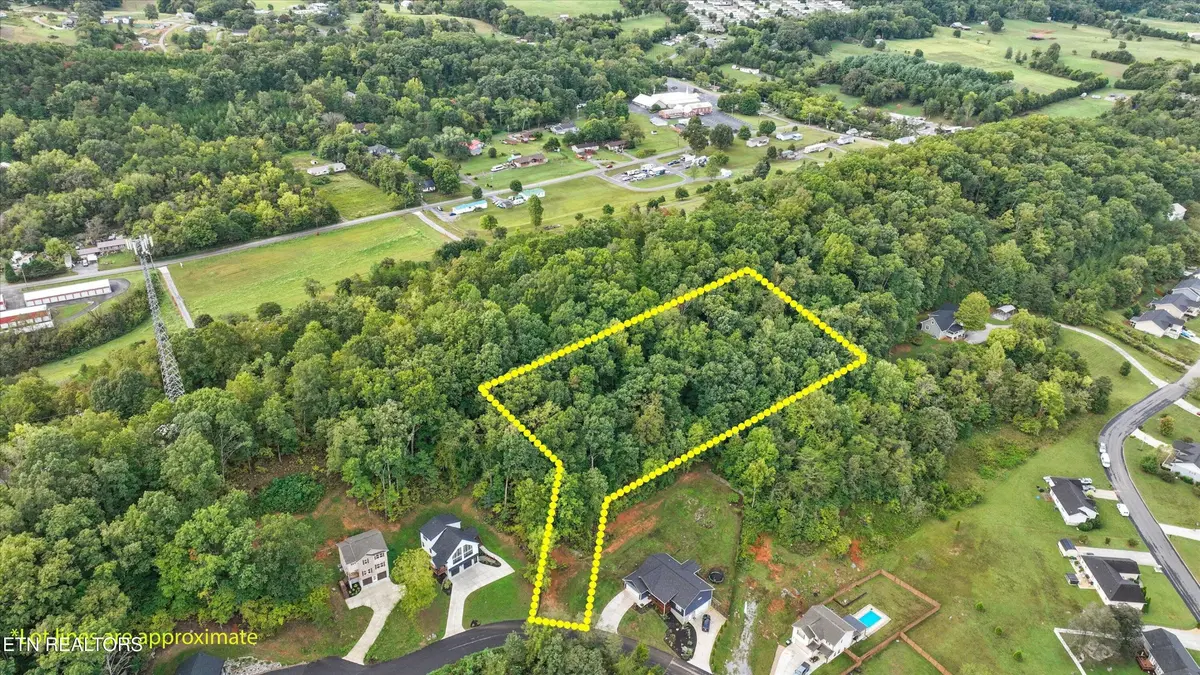 41 Clear Creek Rd, Kodak, TN 37764