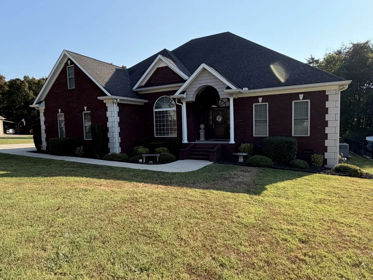 106 Stonegate Cir, Shelbyville, TN 37160