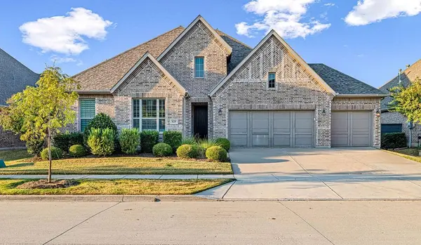 829 Boardwalk Way, Little Elm, TX 76227