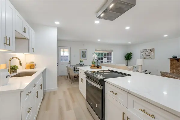 5208 Knox Drive, The Colony, TX 75056