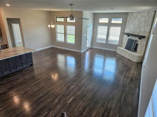 2721 Silo Lane, Van Alstyne, TX 75495