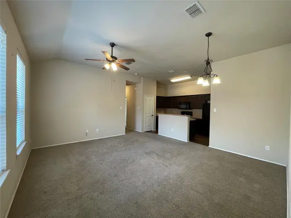 1430 Ravenwood Lane, Mansfield, TX 76063