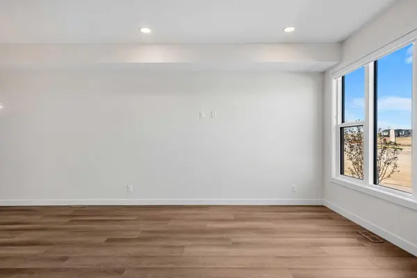 2057 Vantage WAY SW, Airdrie, AB T4B 5Y5