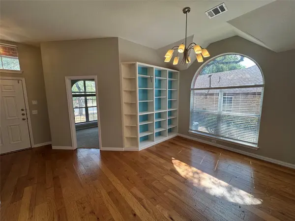 4913 Calhoun Canyon LOOP, Austin, TX 78735