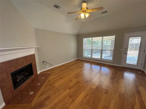 4913 Calhoun Canyon LOOP, Austin, TX 78735