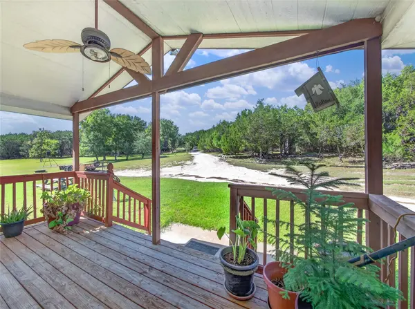 268 County Road 4128, Lampasas, TX 76550