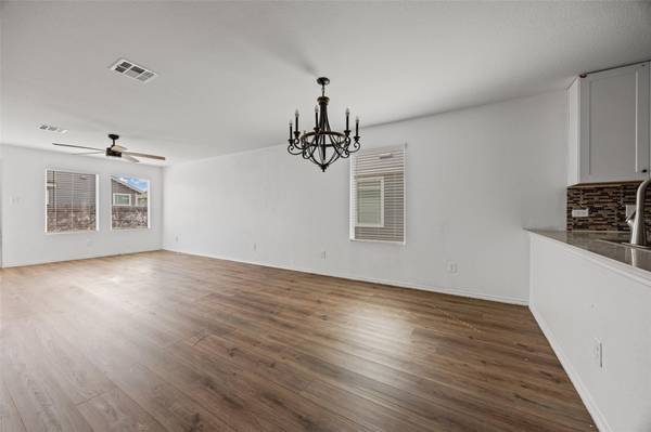 216 Hellcats WAY, Jarrell, TX 76537