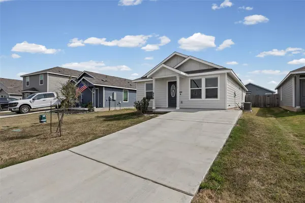 216 Hellcats WAY, Jarrell, TX 76537