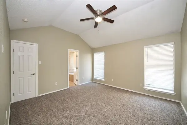 4504 Sojourner ST, Austin, TX 78725