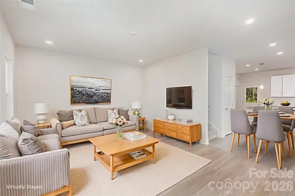 19901 Burton LN, Cornelius, NC 28031
