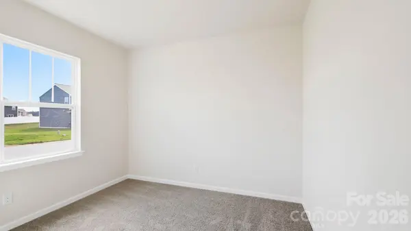 52 Piney Woods RD, Fletcher, NC 28732