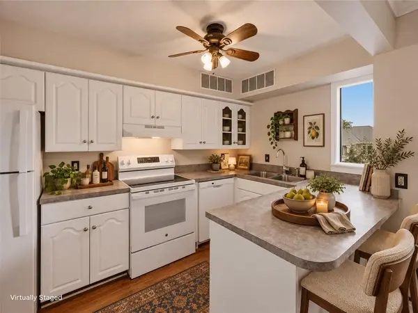 4056 Warwick BLVD #6, Kansas City, MO 64111