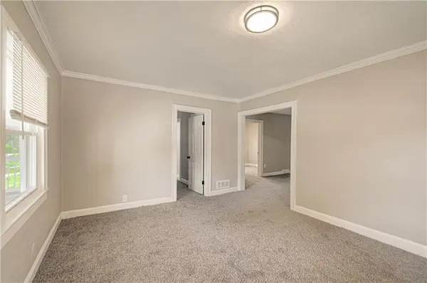 5900 Wabash AVE, Kansas City, MO 64130