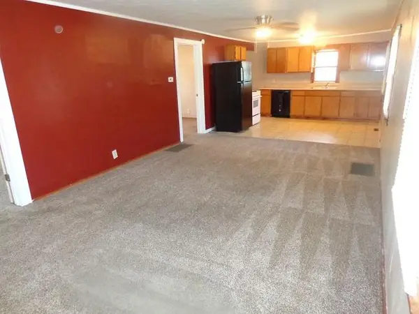 304 E Rose ST, Pittsburg, KS 66762