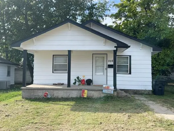 302 E Rose ST, Pittsburg, KS 66762