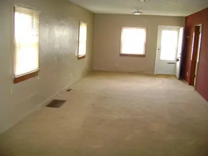 302 E Rose ST, Pittsburg, KS 66762