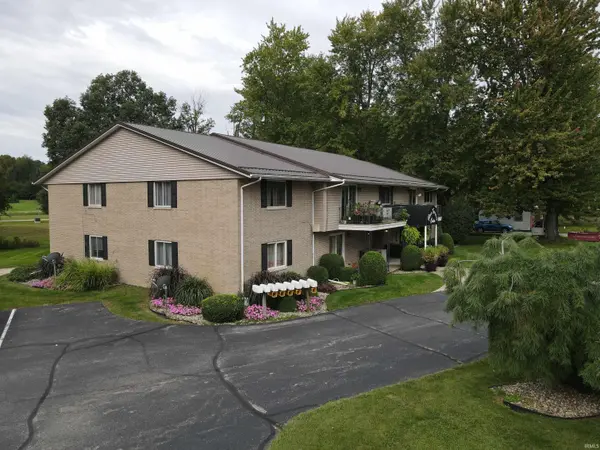 11099 N State Road 13 *** #3, Syracuse, IN 46567
