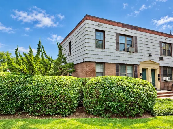 70-79 Park DR #B, Kew Garden Hills, NY 11367