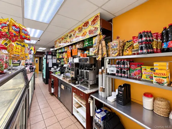 4804 108th ST, Corona, NY 11368